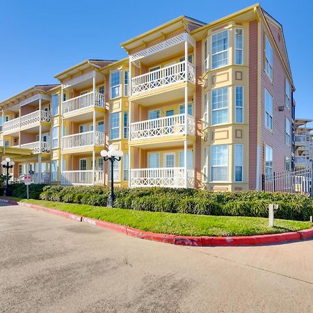 Coastal Galveston Condo Walk To Shoreline! Luaran gambar